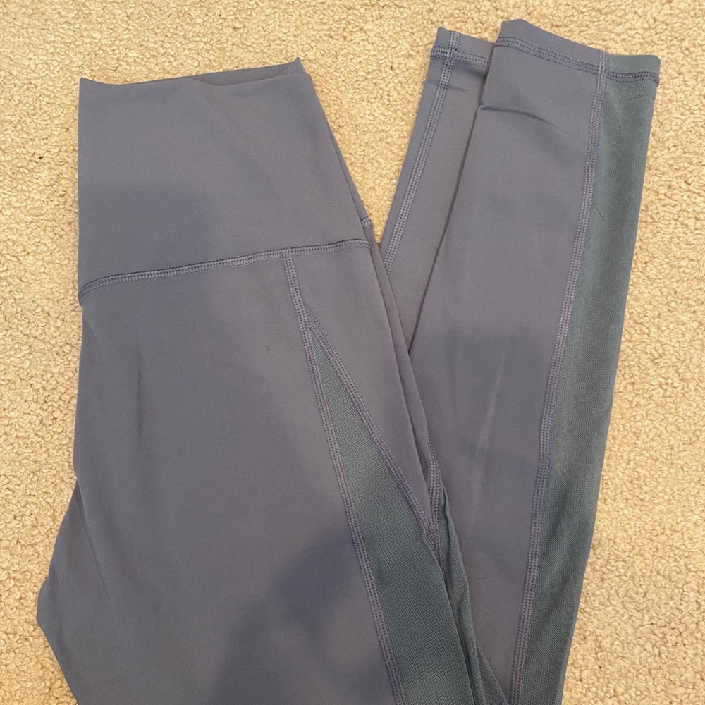 TYC Effortless Leggings *With Mesh*, size M